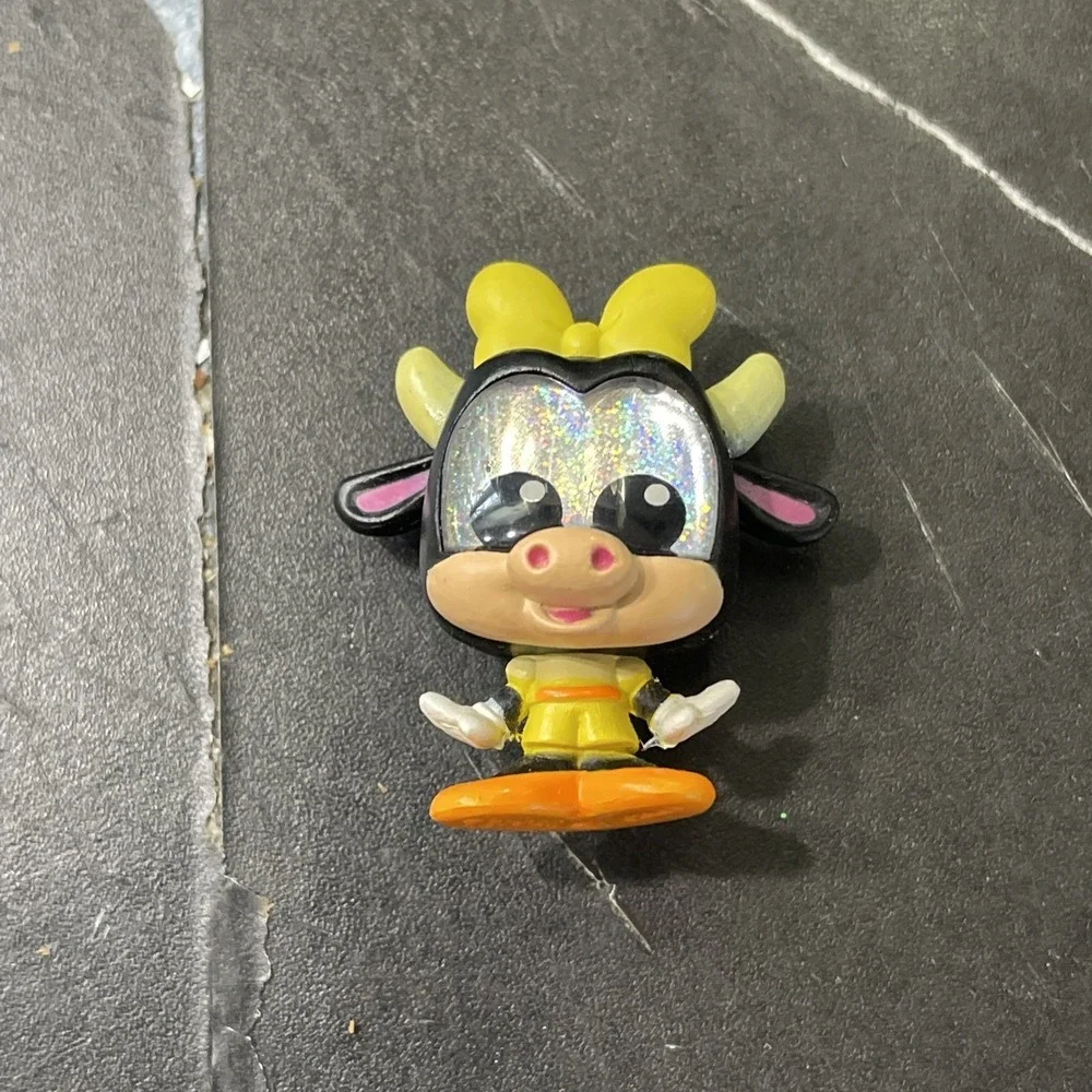 Disney Doorables Series 5 Clarabelle Cow from Mickey and Friends Ultra Rare